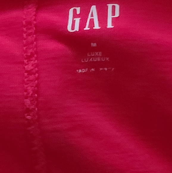 Gap luxury tank top - pink size medium - Picture 3 of 3